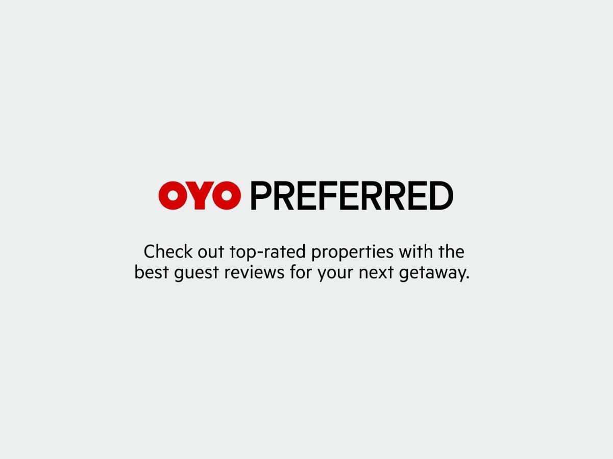 Oyo 15741 Z Inn Phursungi Exterior photo